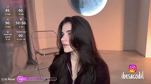 adriana allien online show from April 2026 08:10:02 PM