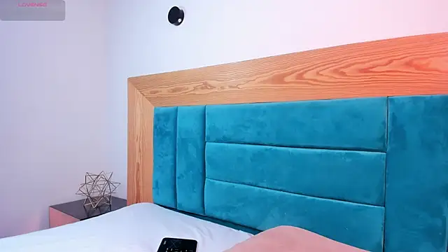 AssQueen18 online show from October 2025 11:44:01 AM