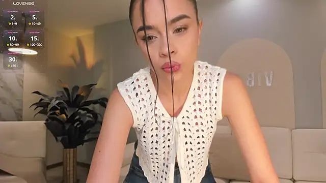 AlanaCraft online show from September 2025 12:29:01 PM