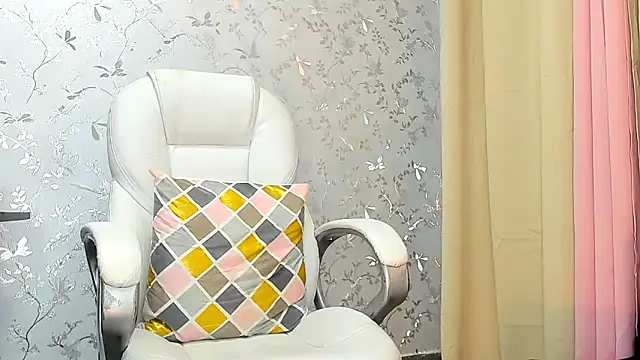 talianaprada online show from December 2024 09:38:02 AM