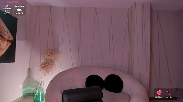 MaddisonLowe online show from September 2025 03:06:02 AM