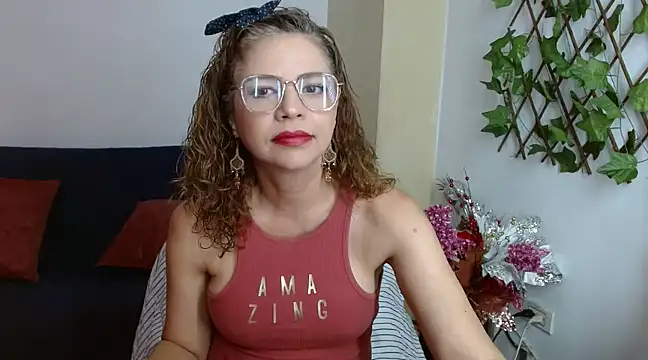  melisaa  online show from December 2024 07:45:01 PM