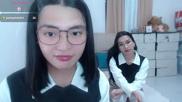 zhaviahale21 online show from July 2026 10:57:02 AM