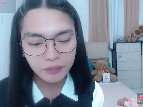 zhaviahale21 online show from August 2026 07:27:02 PM