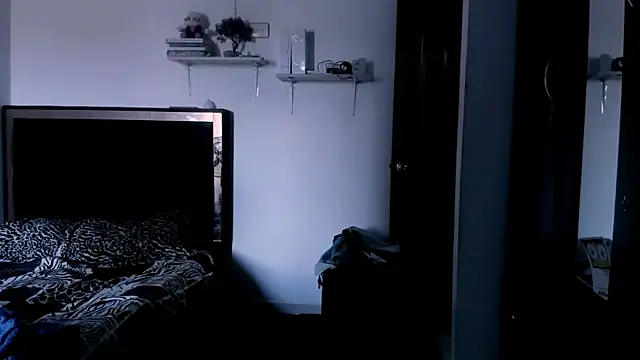 Moon Sammy online show from January 2025 07:00:02 PM