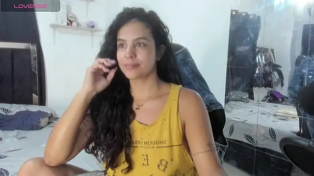 Moon Sammy online show from November 2025 01:32:01 PM