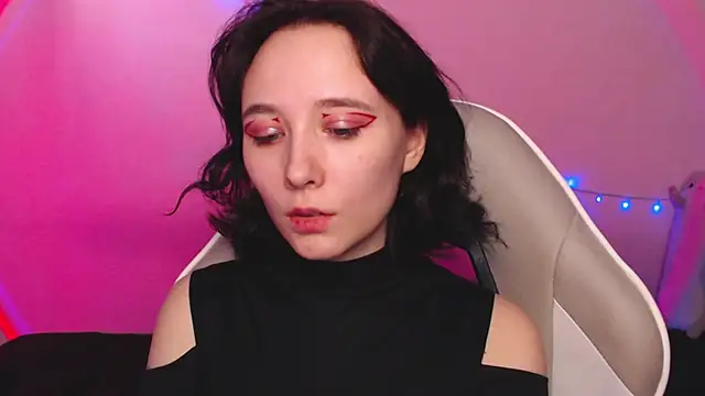 Robin yourss online show from March 2025 11:51:01 AM