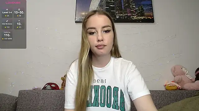 sweet girl Vr online show from December 2024 11:55:01 AM