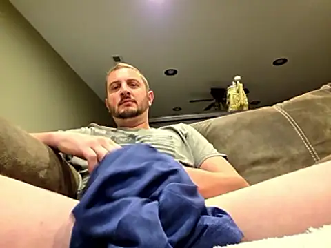 MrMechanic38 online show from February 2026 01:17:01 PM