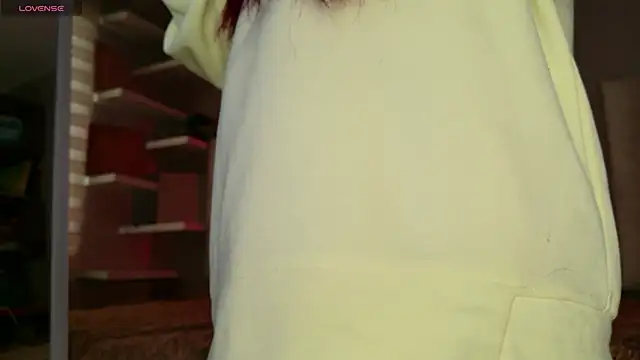 Megan mooree  online show from December 2025 12:12:01 PM