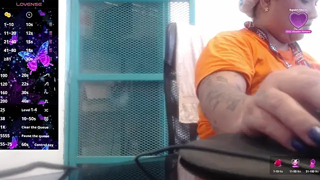 Gabycutee online show from October 2025 08:40:01 PM