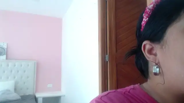 Snapshot of Gabycutee chatting on February 2026 07:53:02 PM Gabycutee online show from February 2026 07:53:02 PM