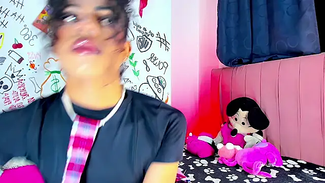 bloom444 online show from January 2026 04:38:02 AM