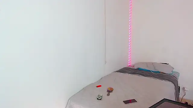 ChristinaSaphier online show from February 2025 04:14:01 PM