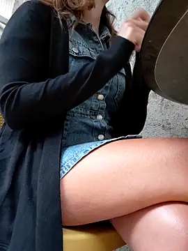 Alexvit2616 online show from October 2025 08:36:02 AM