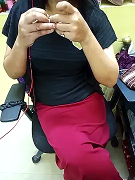 Snapshot of yourtamilcouple chatting on March 2026 05:13:01 AM yourtamilcouple online show from March 2026 05:13:01 AM