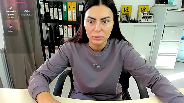 kilenyapatrice online show from October 2025 11:55:01 AM