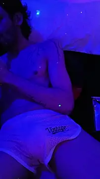 johngil0995 online show from November 2025 05:52:01 AM