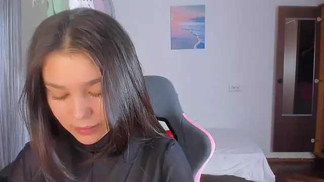 LunaXmii online show from February 2025 04:03:02 AM