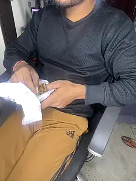 sexyboy09 online show from December 2024 04:02:02 PM