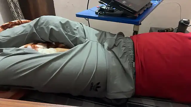 sexyboy09 online show from October 2025 06:37:01 PM