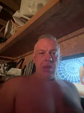 JakubW79 online show from February 2025 08:20:02 PM