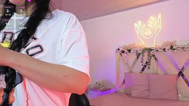 hina tay online show from February 2026 03:16:02 AM