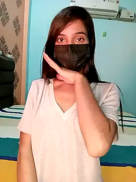 poojaji690 online show from January 2025 05:00:02 PM