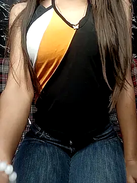 poojaji690 online show from February 2026 06:21:02 AM