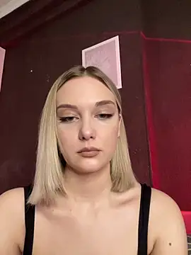 Snapshot of Alisa_Rise chatting on March 2025 09:06:02 PM Alisa Rise online show from March 2025 09:06:02 PM