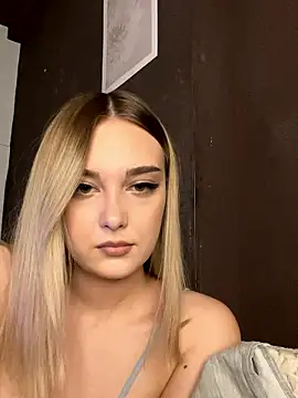 Snapshot of Alisa_Rise chatting on January 2026 04:31:02 PM Alisa Rise online show from January 2026 04:31:02 PM