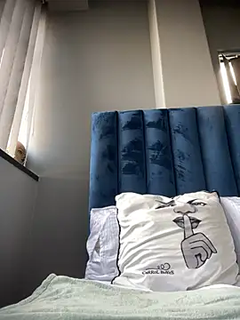 Snapshot of Curveysinaa chatting on February 2025 05:35:02 AM Curveysinaa online show from February 2025 05:35:02 AM