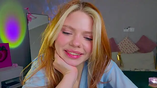 Red  Candy online show from November 2025 01:22:01 PM