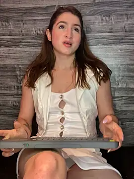 kamel-ayesha online show from February 2025 02:49:01 PM