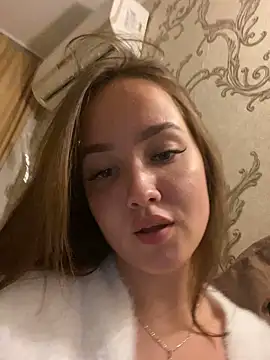 milkyWeyy online show from September 2025 04:22:02 PM