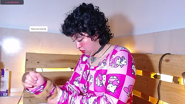 Bitsy Messy online show from December 2025 05:37:01 AM