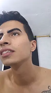 Snapshot of Velk_hot chatting on December 2024 09:50:01 PM Velk hot online show from December 2024 09:50:01 PM