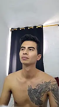 Snapshot of Velk_hot chatting on December 2024 06:28:02 PM Velk hot online show from December 2024 06:28:02 PM