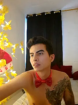 Snapshot of Velk_hot chatting on December 2024 10:13:01 PM Velk hot online show from December 2024 10:13:01 PM