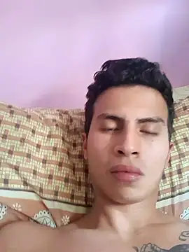 Snapshot of Velk_hot chatting on February 2025 08:47:02 PM Velk hot online show from February 2025 08:47:02 PM