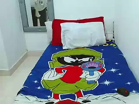 Snapshot of Velk_hot chatting on November 2025 11:33:02 AM Velk hot online show from November 2025 11:33:02 AM