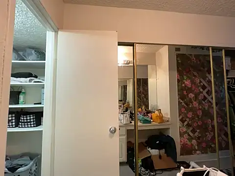 GoddessNih online show from October 2025 04:24:02 PM