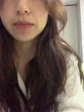 Aimeil online show from January 2025 05:05:02 AM