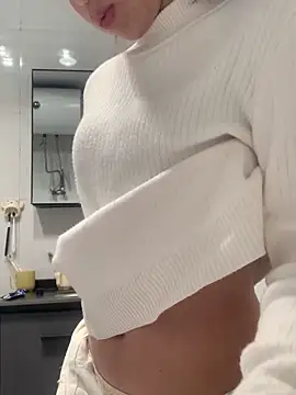 Aimeil online show from February 2025 04:46:02 PM