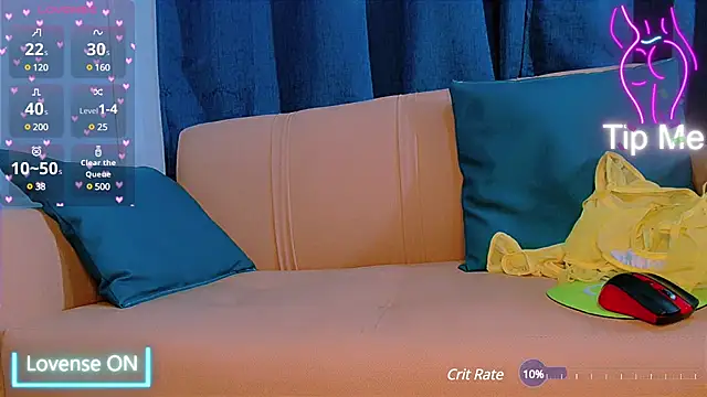 Snapshot of femboykeene chatting on January 2025 08:41:01 AM femboykeene online show from January 2025 08:41:01 AM