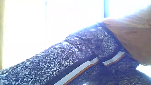 Liloo8923 online show from December 2024 03:55:02 PM