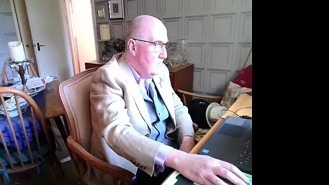 Adamdaddybear online show from March 2025 02:37:02 PM