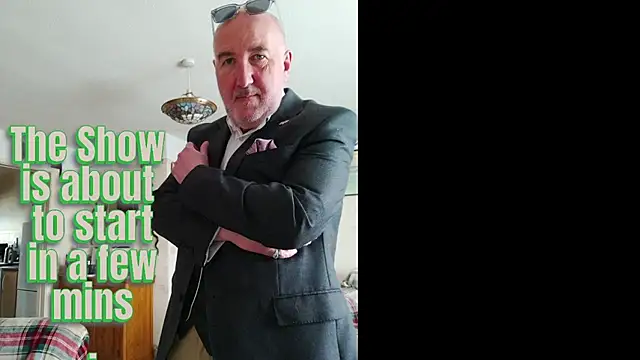 Adamdaddybear online show from September 2025 07:19:02 AM