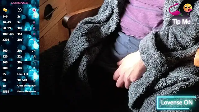 Adamdaddybear online show from October 2025 07:59:02 AM