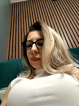 SukyGirl online show from February 2025 05:08:01 AM